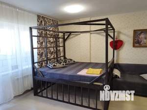 Студия квартира, посуточно, 32м2, 10/15 этаж