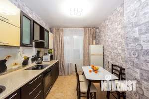 2-к квартира, посуточно, 90м2, 2/4 этаж