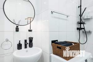 Студия квартира, посуточно, 47м2, 12/19 этаж