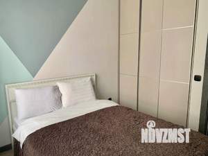 1-к квартира, посуточно, 50м2, 1/1 этаж