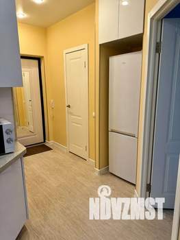 Студия квартира, посуточно, 40м2, 6/17 этаж