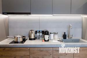 Студия квартира, посуточно, 35м2, 8/16 этаж