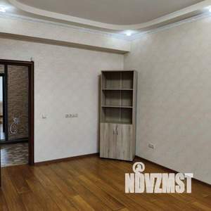 5-к квартира, на длительный срок, 177м2, 2/6 этаж