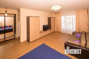 2-к квартира, посуточно, 80м2, 1/1 этаж