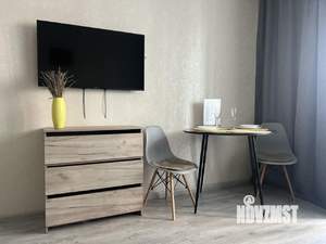 Студия квартира, посуточно, 35м2, 1/16 этаж