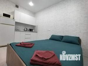 Студия квартира, посуточно, 30м2, 2/13 этаж