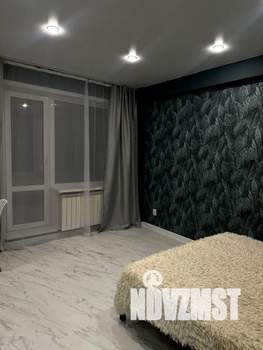 Студия квартира, посуточно, 32м2, 1/9 этаж