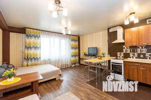 Студия квартира, посуточно, 40м2, 3/12 этаж