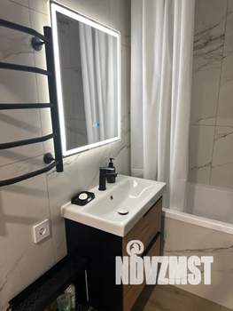 1-к квартира, посуточно, 32м2, 6/9 этаж