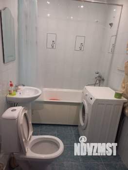 Студия квартира, посуточно, 40м2, 2/10 этаж