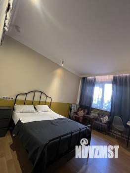 Студия квартира, посуточно, 40м2, 1/15 этаж