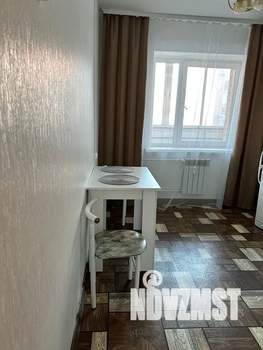 1-к квартира, посуточно, 40м2, 2/8 этаж