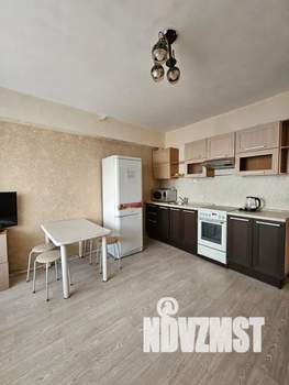 1-к квартира, посуточно, 38м2, 2/9 этаж