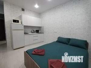 Студия квартира, посуточно, 30м2, 2/13 этаж