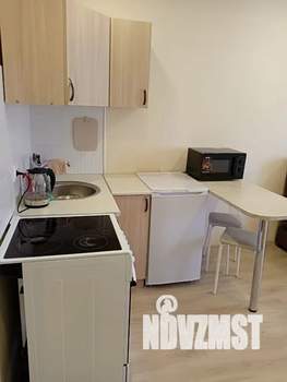 Студия квартира, посуточно, 22м2, 2/18 этаж