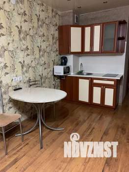 Студия квартира, посуточно, 34м2, 4/10 этаж