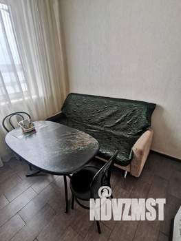 1-к квартира, посуточно, 42м2, 4/4 этаж