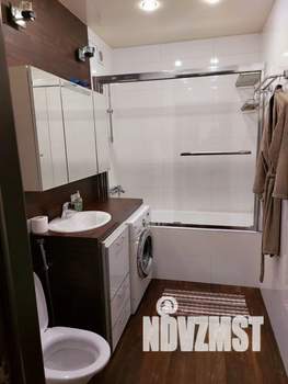 Студия квартира, посуточно, 44м2, 3/8 этаж