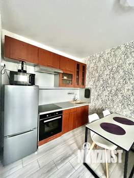 Студия квартира, посуточно, 45м2, 3/15 этаж