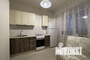 1-к квартира, посуточно, 42м2, 10/17 этаж