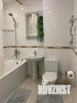 1-к квартира, посуточно, 52м2, 1/1 этаж