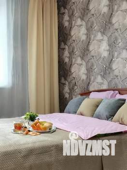 1-к квартира, посуточно, 40м2, 5/6 этаж