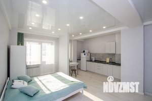 Студия квартира, посуточно, 32м2, 1/9 этаж