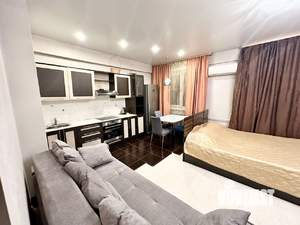 Студия квартира, посуточно, 42м2, 4/6 этаж