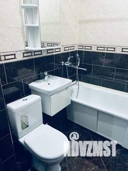 Студия квартира, посуточно, 35м2, 6/16 этаж