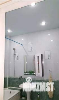 Студия квартира, посуточно, 42м2, 5/10 этаж