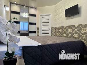 1-к квартира, посуточно, 50м2, 9/16 этаж