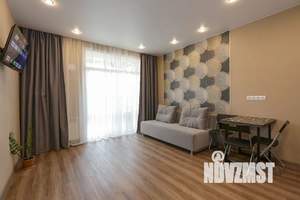 Студия квартира, посуточно, 30м2, 19/19 этаж