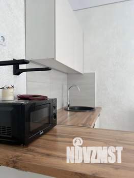 Студия квартира, посуточно, 14м2, 1/9 этаж