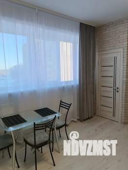 Студия квартира, посуточно, 36м2, 6/9 этаж