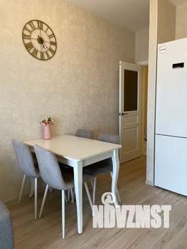 2-к квартира, посуточно, 40м2, 14/15 этаж