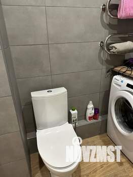 Студия квартира, посуточно, 30м2, 11/18 этаж