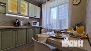 4-к квартира, посуточно, 65м2, 2/5 этаж