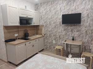 Студия квартира, посуточно, 18м2, 10/10 этаж