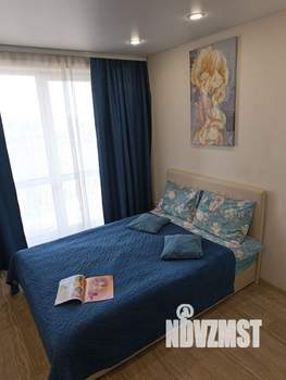 Студия квартира, посуточно, 30м2, 11/17 этаж