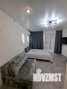 Студия квартира, посуточно, 31м2, 10/18 этаж