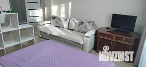 Студия квартира, посуточно, 43м2, 2/9 этаж