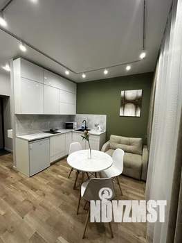 1-к квартира, посуточно, 35м2, 1/13 этаж