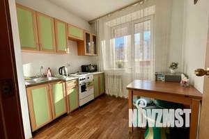 1-к квартира, посуточно, 37м2, 2/5 этаж