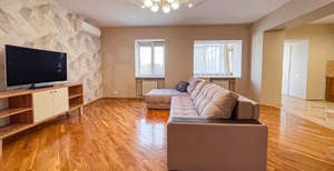 3-к квартира, на длительный срок, 134м2, 3/7 этаж