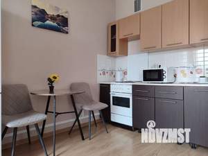 Студия квартира, посуточно, 34м2, 4/10 этаж