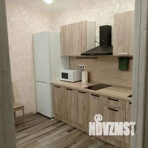 2-к квартира, посуточно, 40м2, 3/10 этаж