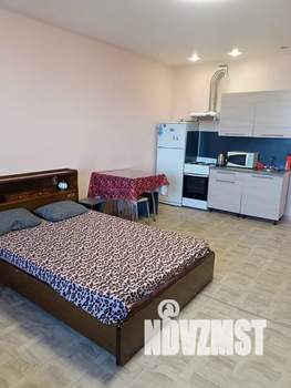 Студия квартира, посуточно, 38м2, 5/15 этаж