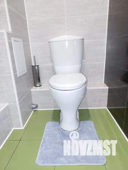 Студия квартира, посуточно, 37м2, 1/4 этаж