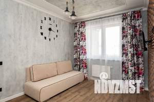 1-к квартира, посуточно, 40м2, 2/9 этаж