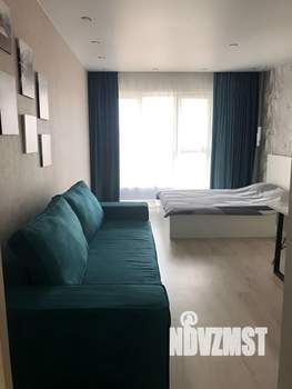 Студия квартира, посуточно, 30м2, 11/18 этаж